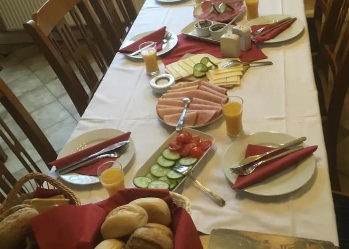 Landgasthaus Queen Victoria Han/Misafirhane Stadtilm